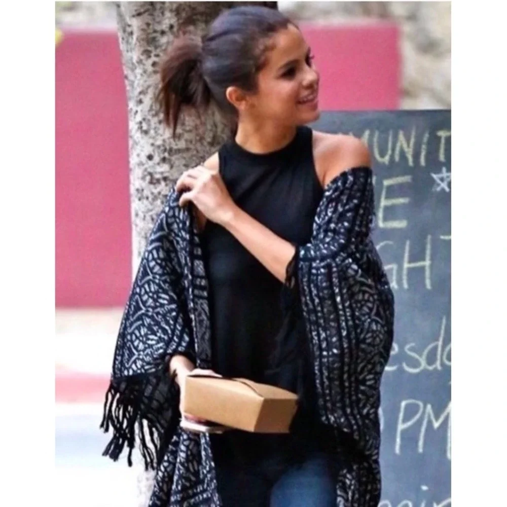 FREE PEOPLE Black Silver Fringe Kimono S Boho Festival‎